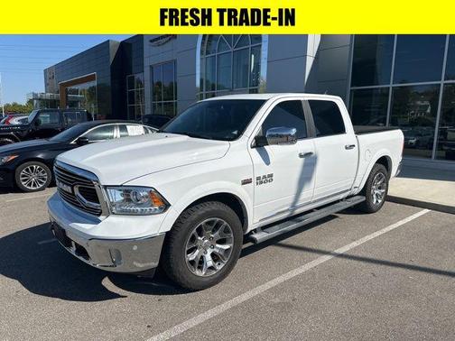 2017 RAM 1500 Limited Crew Cab 4x4 5'7' Box