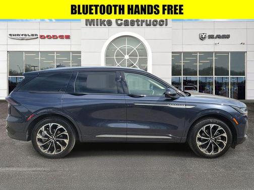 Blue Panther Metallic Clearcoat 2024 Lincoln Nautilus Reserve