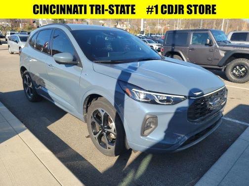 2024 Ford Escape ST-Line Elite
