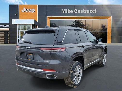 2025 Jeep Grand Cherokee Summit