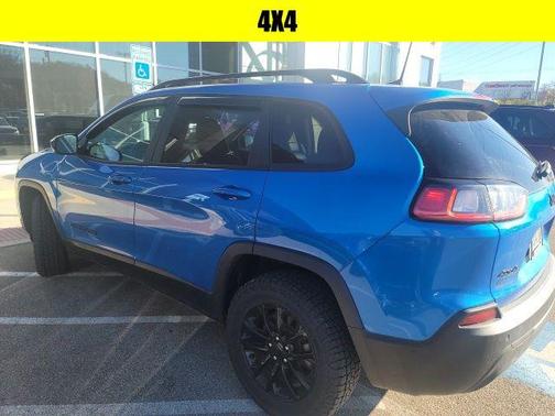 2023 Jeep Cherokee Altitude