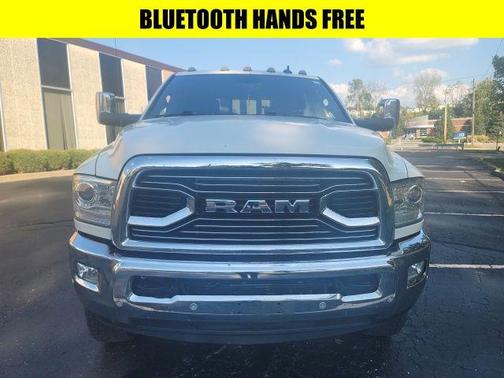 2018 RAM 3500 Limited Crew Cab 4x4 8' Box
