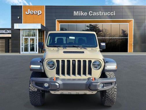Limited Edition Gobi Clearcoat 2022 Jeep Gladiator Mojave 4x4