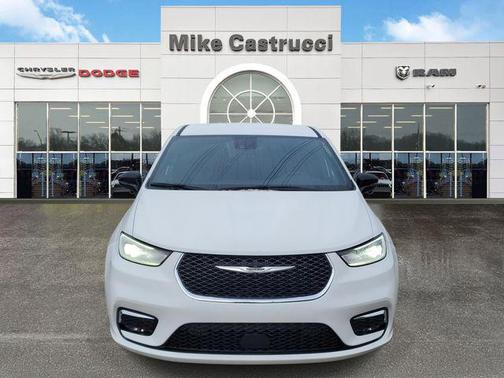 2026 Chrysler Pacifica L