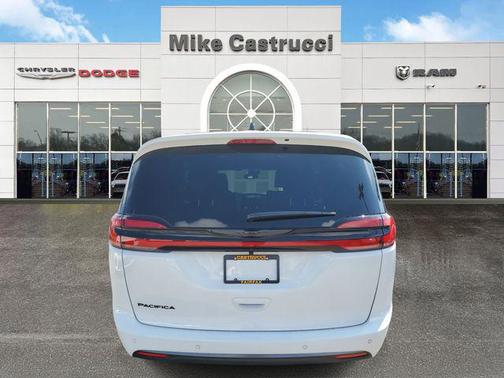 2026 Chrysler Pacifica L