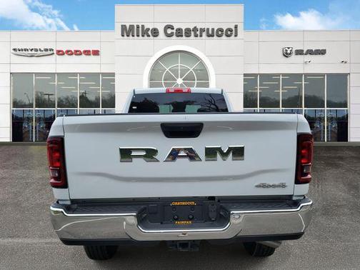 2025 RAM 2500 Tradesman Crew Cab 4x4 8' Box