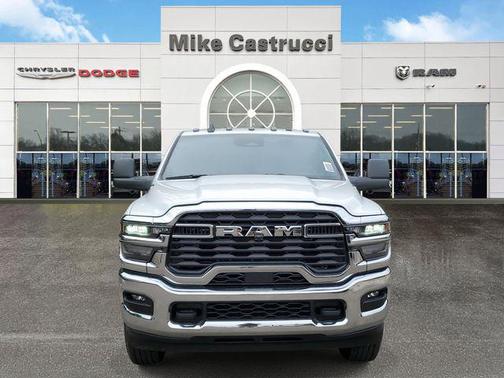 2025 RAM 2500 Tradesman Crew Cab 4x4 8' Box