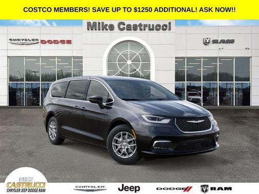 Diamond Black Crystal Pearlcoat 2026 Chrysler Pacifica L