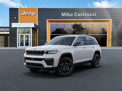 Bright White Clearcoat 2026 Jeep Grand Cherokee Limited