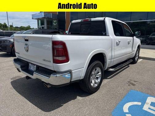 Ivory White Tri-Coat Pearlcoat 2021 RAM 1500 Laramie