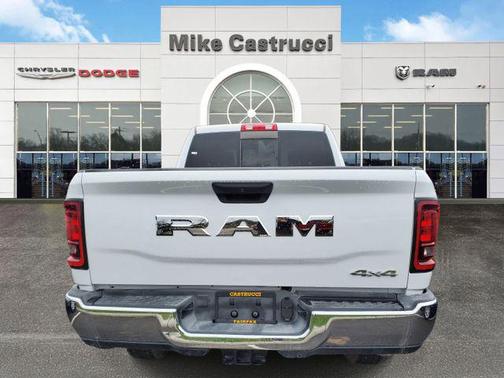 2025 RAM 2500 Tradesman Crew Cab 4x4 6'4' Box