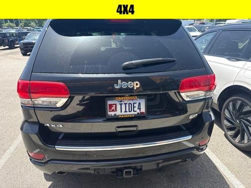 Brilliant Black Crystal Pearlcoat 2014 Jeep Grand Cherokee Overland