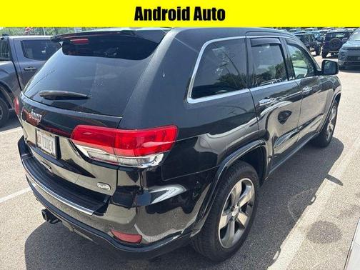 Brilliant Black Crystal Pearlcoat 2014 Jeep Grand Cherokee Overland