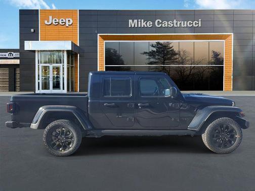 2025 Jeep Gladiator Nighthawk