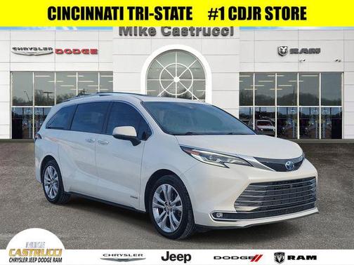 2021 Toyota Sienna Platinum 7 Passenger