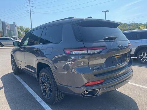 2025 Jeep Grand Cherokee L Summit