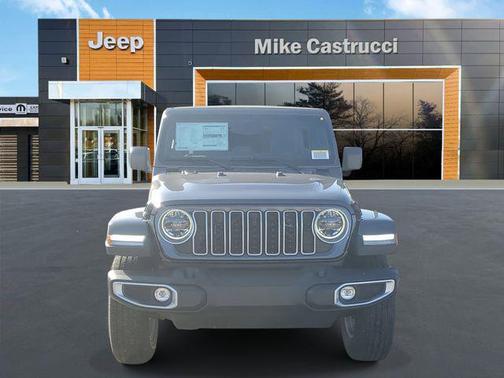 2026 Jeep Wrangler 4-Door Sahara 4x4