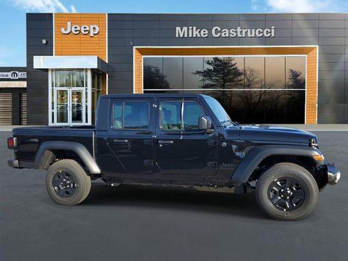 2026 Jeep Gladiator Sport