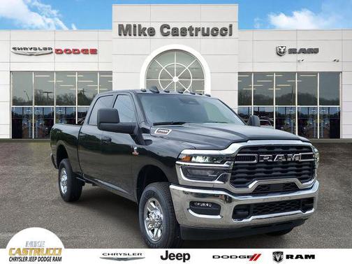 2025 RAM 2500 Tradesman Crew Cab 4x4 6'4' Box