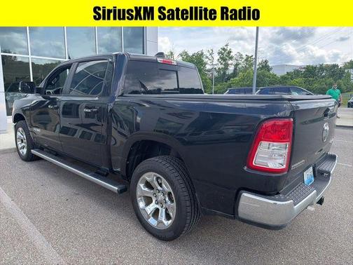 Diamond Black Crystal Pearlcoat 2019 RAM 1500 Big Horn