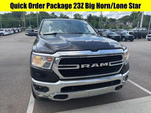 Diamond Black Crystal Pearlcoat 2019 RAM 1500 Big Horn