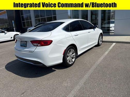 Bright White Clearcoat 2015 Chrysler 200 Limited