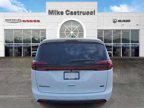 2026 Chrysler Pacifica L