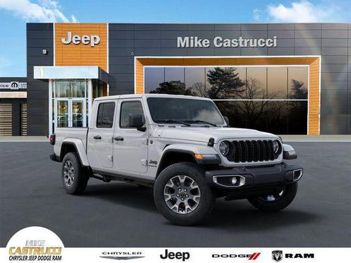 Bright White Clearcoat 2026 Jeep Gladiator Sahara 4x4