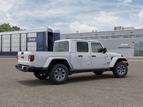 Bright White Clearcoat 2026 Jeep Gladiator Sahara 4x4