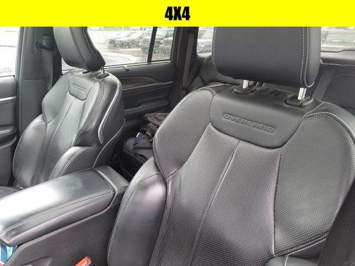 2022 Jeep Grand Cherokee Overland