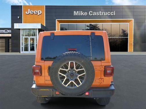 2025 Jeep Wrangler 4-Door Sahara 4x4