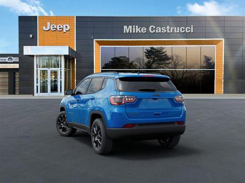 Hydro Blue Pearlcoat 2026 Jeep Compass Latitude