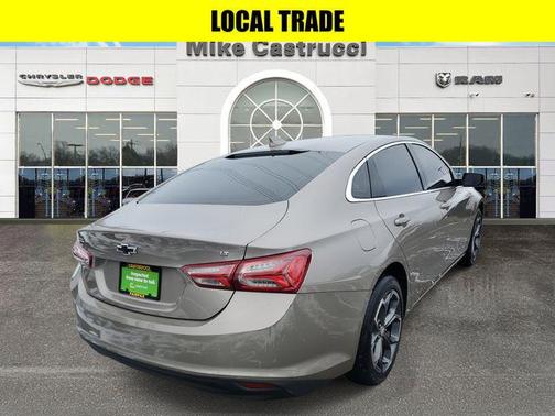 2022 Chevrolet Malibu FWD LT