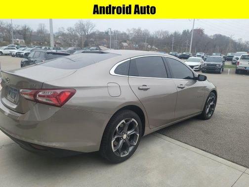 2022 Chevrolet Malibu FWD LT