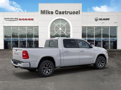 Bright White Clearcoat 2026 RAM 1500 Laramie