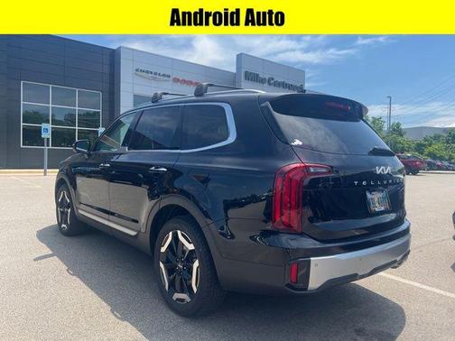 Ebony Black 2023 Kia Telluride S