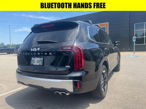 Ebony Black 2023 Kia Telluride S