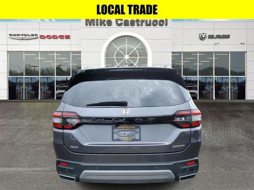 2024 Honda Pilot Touring 8-Passenger