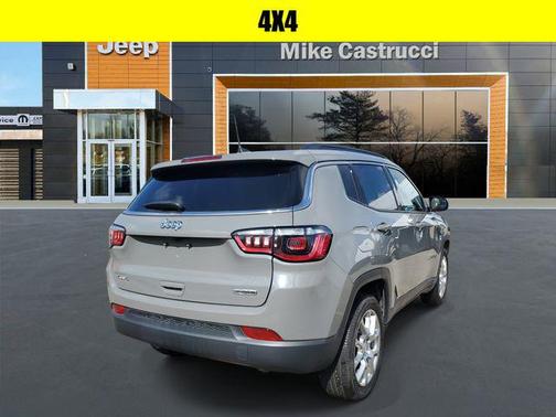 2023 Jeep Compass Latitude Lux