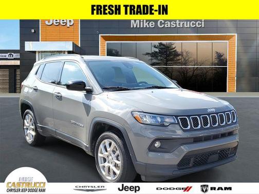 2023 Jeep Compass Latitude Lux