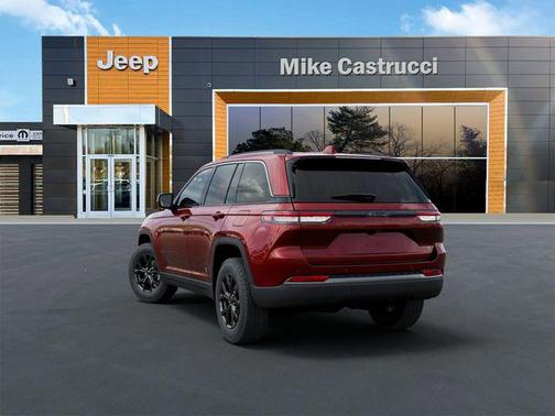 Velvet Red Pearlcoat 2026 Jeep Grand Cherokee Altitude