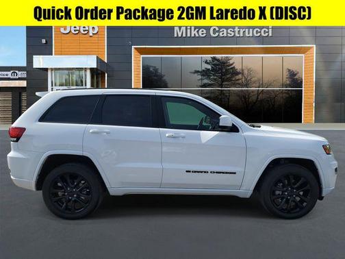 2022 Jeep Grand Cherokee Laredo