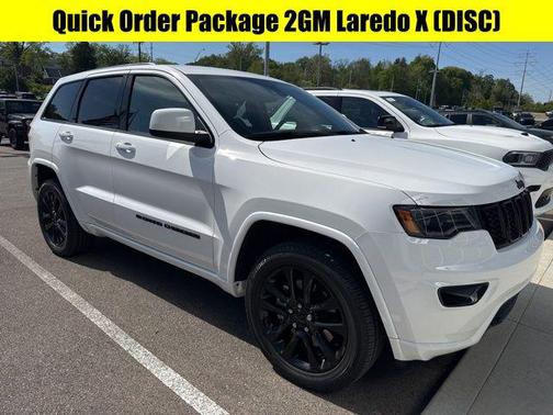 2022 Jeep Grand Cherokee Laredo