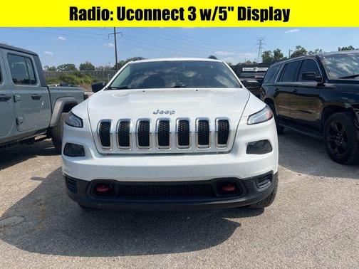 2017 Jeep Cherokee Sport