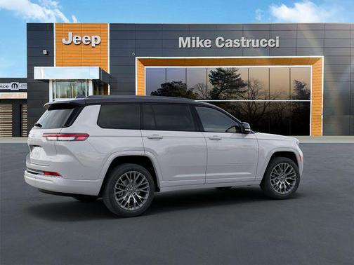 Bright White Clearcoat 2026 Jeep Grand Cherokee L Summit