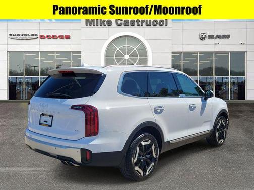 Glacial White Pearl 2024 Kia Telluride S