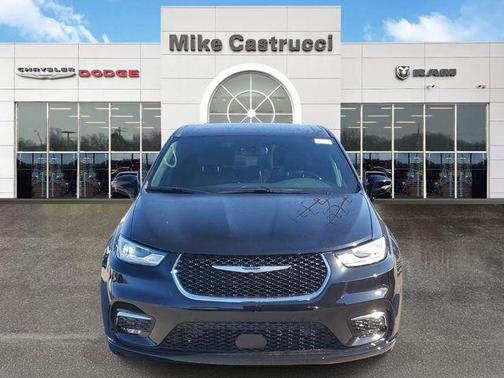 2026 Chrysler Pacifica L