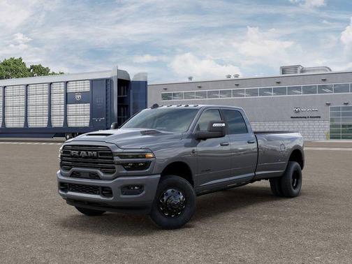 Ceramic Gray Clearcoat 2026 RAM 3500 Laramie Crew Cab 4x4 8' Box