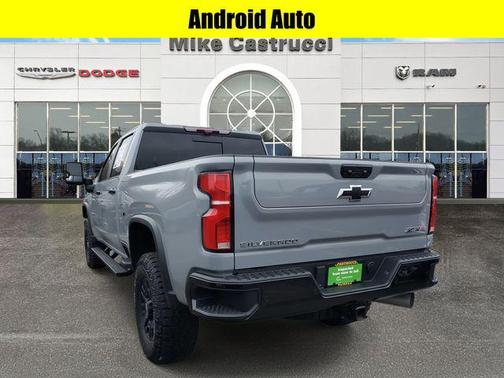 2025 Chevrolet Silverado 2500 4WD Crew Cab Standard Bed ZR2