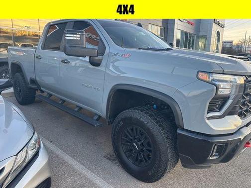 2025 Chevrolet Silverado 2500 4WD Crew Cab Standard Bed ZR2